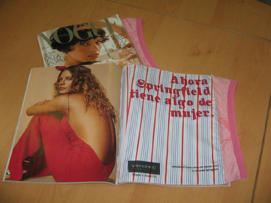 Encarte de prensa Springfield Woman